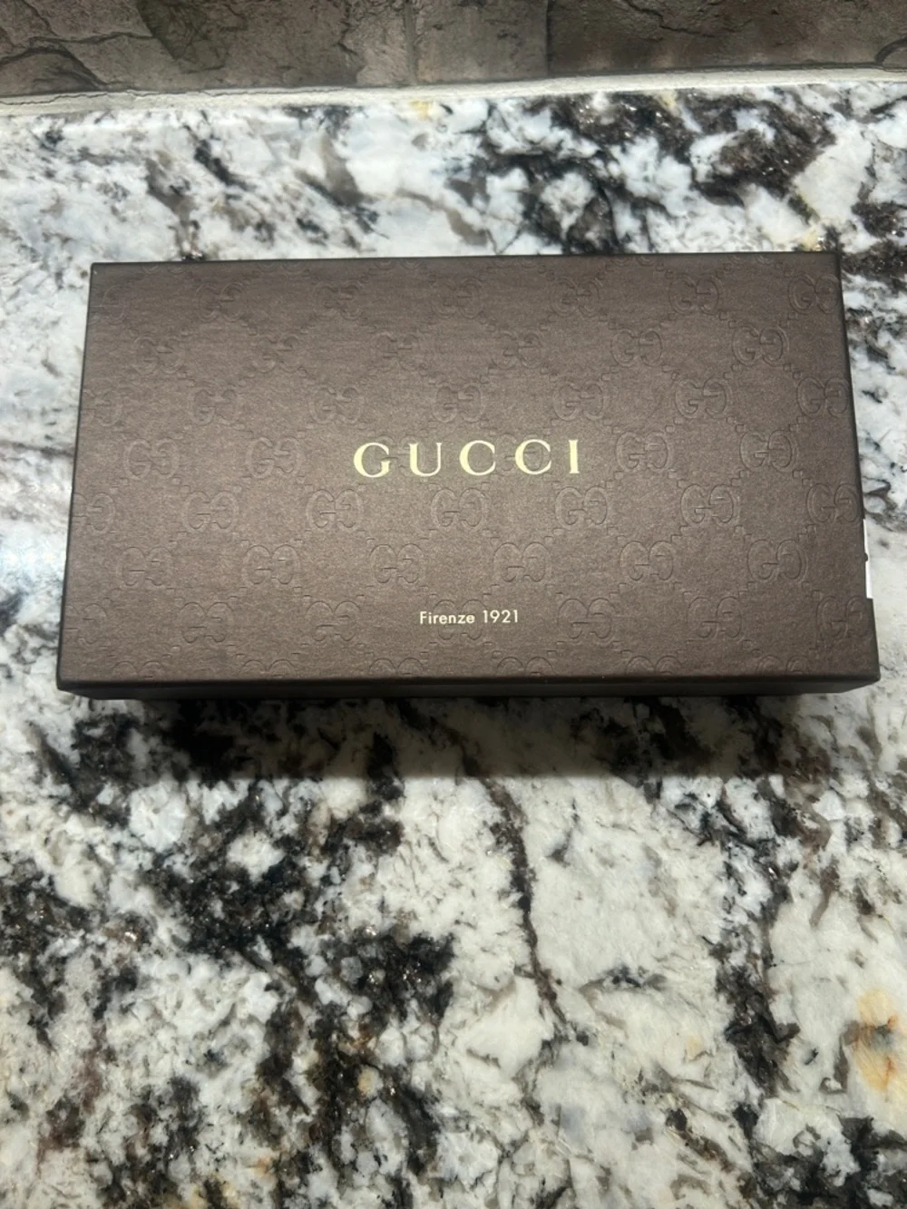 Gucci Brown GG Monogram Continental Wallet with Gold Heart Emblem EUC with COA - Picture 15 of 15